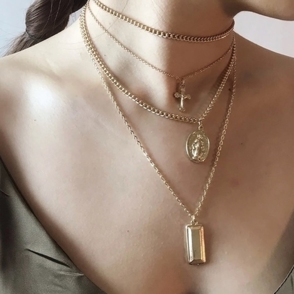 Multi-Layered Chain Necklace - Picture 2 of 6